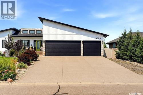 232 Edgewood Drive, Buena Vista, SK - Outdoor