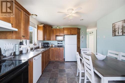 134 St. Thomas Line, Paradise, NL - Indoor Photo Showing Kitchen With Double Sink