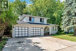 655 ROSELAND DRIVE South Windsor, ON N9G 1T7