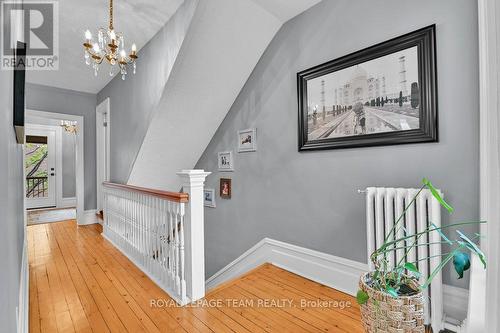 7 Third Avenue, Ottawa, ON - Indoor Photo Showing Other Room