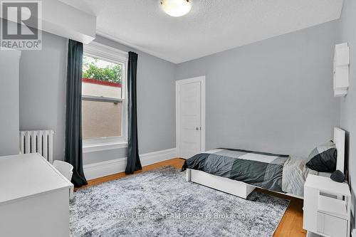 7 Third Avenue, Ottawa, ON - Indoor Photo Showing Bedroom