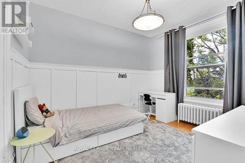7 Third Avenue, Ottawa, ON - Indoor