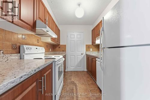 1409 - 199 Kent Street, Ottawa, ON - Indoor Photo Showing Kitchen