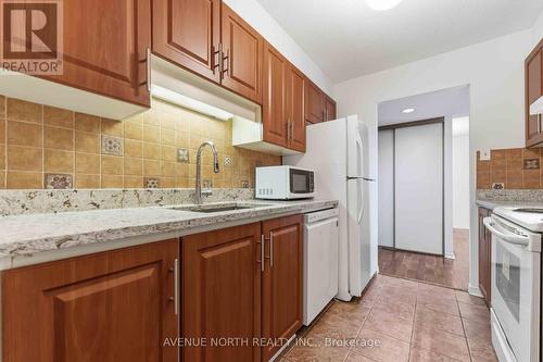 1409 - 199 Kent Street, Ottawa, ON - Indoor Photo Showing Kitchen