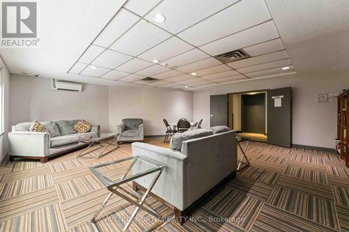 1409 - 199 Kent Street, Ottawa, ON - Indoor Photo Showing Other Room