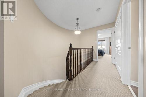 1433 Comfrey Crescent, Ottawa, ON - Indoor Photo Showing Other Room
