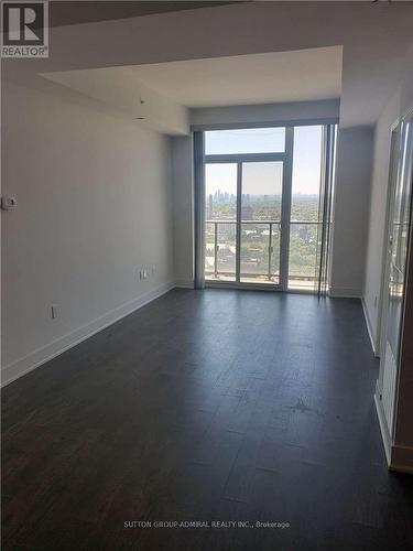 3012 - 955 BAY STREET , Toronto, Ontario M5S 0C6 2