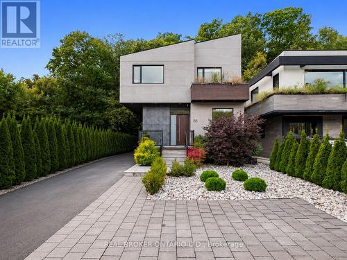 88 SOUTH KINGSWAY WAY , Toronto, Ontario M6S 3T3 3
