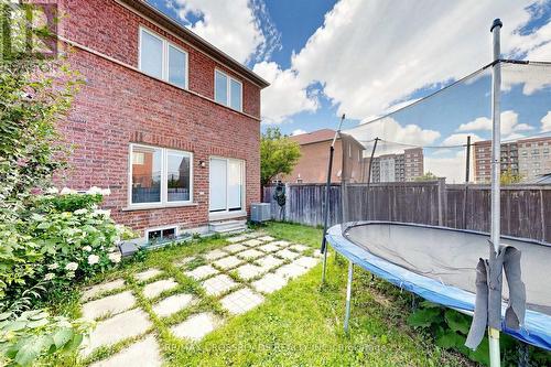 82 Jack Monkman Crescent, Markham, ON - Outdoor With Exterior