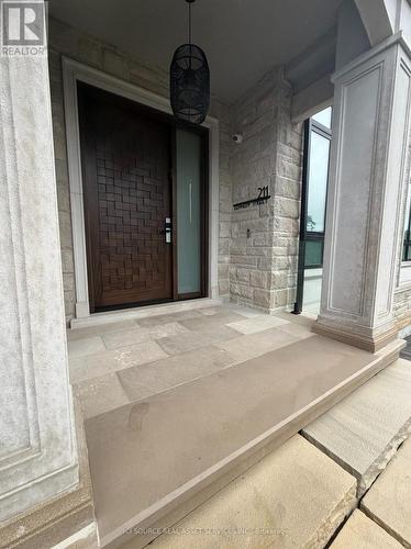 211 KENNEDY STREET W , Aurora, Ontario L4G 2L9 3
