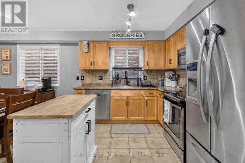 9 - 37 Bond Court, Guelph, ON - Indoor Photo Showing Kitchen With Stainless Steel Kitchen