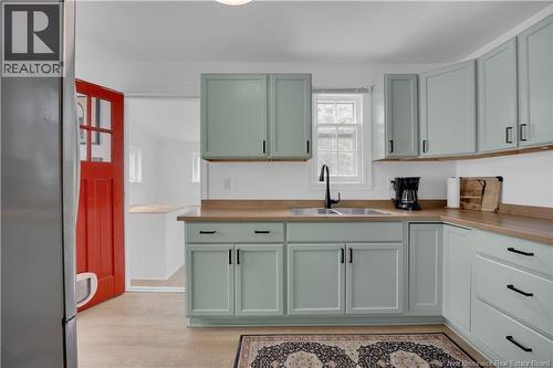 98 Edith Avenue, Saint John, NB - Indoor Photo Showing Kitchen With Double Sink