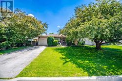 15 FERNDALE CRESCENT Brampton, ON L6Y 3V3