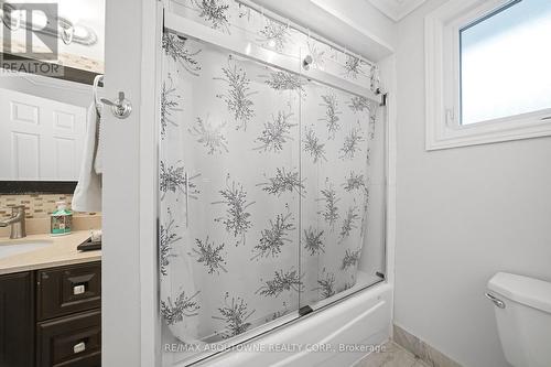 6346 Neuchatel Road, Mississauga, ON - Indoor Photo Showing Bathroom