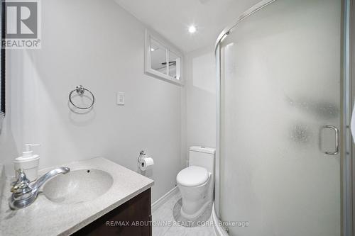 6346 Neuchatel Road, Mississauga, ON - Indoor Photo Showing Bathroom