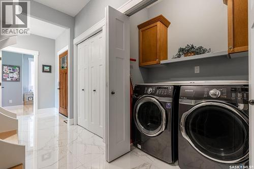 419 Paton Place, Saskatoon, SK - Indoor Photo Showing Laundry Room