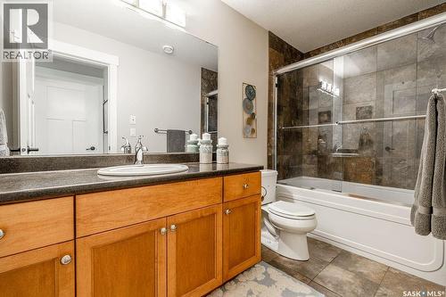 419 Paton Place, Saskatoon, SK - Indoor Photo Showing Bathroom