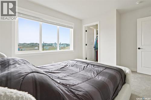 41 651 Dubois Crescent, Saskatoon, SK - Indoor Photo Showing Bedroom