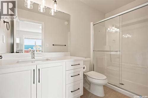 41 651 Dubois Crescent, Saskatoon, SK - Indoor Photo Showing Bathroom