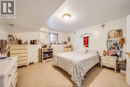 1739 Castleton Avenue, Windsor, ON - Indoor Photo Showing Bedroom