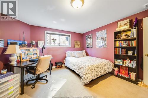 1739 Castleton Avenue, Windsor, ON - Indoor Photo Showing Bedroom