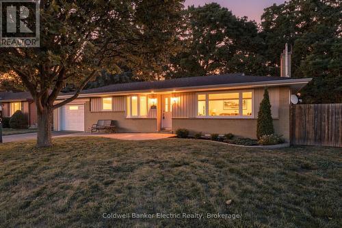 47 GRANDVIEW STREET N  Oshawa (Eastdale), ON L1G 6N6