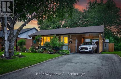 330 WAVERLY STREET N  Oshawa (Mclaughlin), ON L1J 5W1