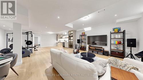 44 David Dunlap Boulevard, Richmond Hill, ON - Indoor