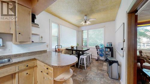 4 Farley Place, St. Thomas, ON - Indoor Photo Showing Kitchen
