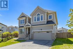 67 BRISTLING CRESCENT Ottawa, ON K2G 6C2