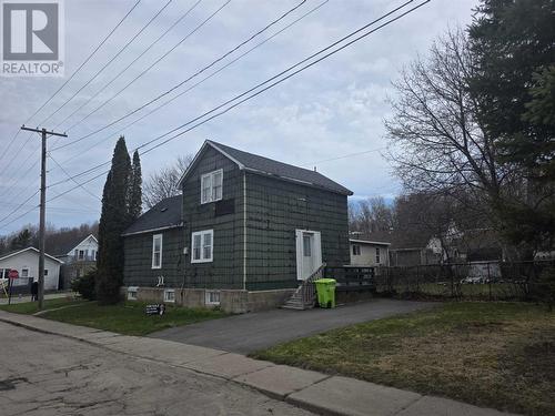 172 Wilcox AVE  Sault Ste. Marie, ON P6B 1V7