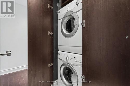 1512 - 300 Lisgar Street, Ottawa, ON - Indoor Photo Showing Laundry Room
