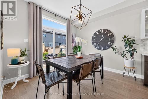 595 Decoeur Drive, Ottawa, ON - Indoor Photo Showing Dining Room