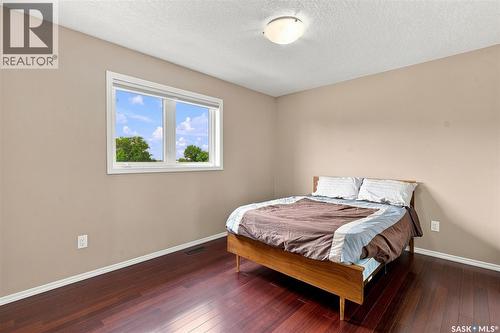Roberts Riverfront Acreage, South Saskatchewan River, SK - Indoor Photo Showing Bedroom