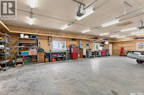 Roberts Riverfront Acreage, South Saskatchewan River, SK - Indoor Photo Showing Garage