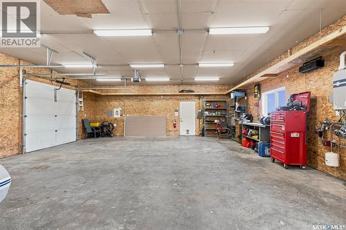 Roberts Riverfront Acreage, South Saskatchewan River, SK - Indoor Photo Showing Garage