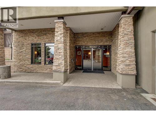 Building Entrance - 3842 Old Okanagan Highway Unit# 4205, West Kelowna, BC - Outdoor