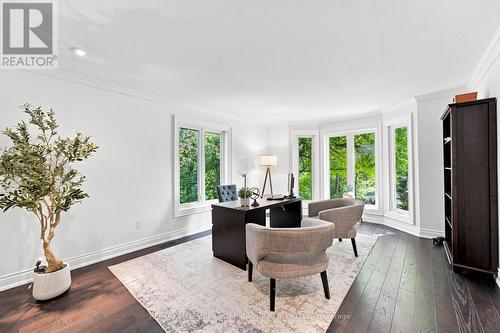 111 Whispering Pine Trail, Aurora, ON - Indoor