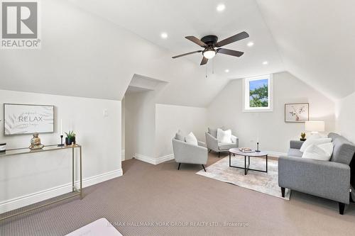 Large loft above garage / flex space - 111 Whispering Pine Trail, Aurora, ON - Indoor