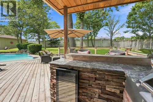 111 Whispering Pine Trail, Aurora, ON - Outdoor With Deck Patio Veranda