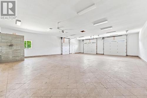 heated separate shop w/ 200amp service - 111 Whispering Pine Trail, Aurora, ON - Indoor