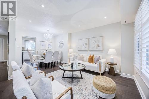 87 Crab Apple Way, Toronto, ON - Indoor Photo Showing Living Room