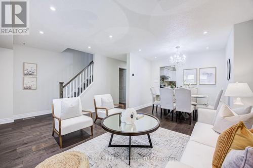 87 Crab Apple Way, Toronto, ON - Indoor Photo Showing Living Room