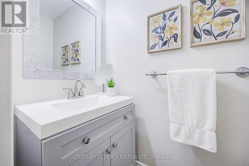 87 Crab Apple Way, Toronto, ON - Indoor Photo Showing Bathroom