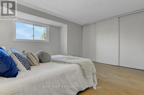 2603 Pimlico Crescent, Ottawa, ON - Indoor Photo Showing Bedroom