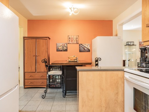 Cuisine - 79 Rue Huneault, Pincourt, QC - Indoor Photo Showing Kitchen