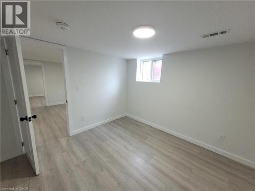 132 East 31St Street, Hamilton, ON - Indoor Photo Showing Other Room