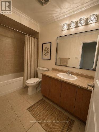 20 Overlander Way, Vaughan, ON - Indoor Photo Showing Bathroom