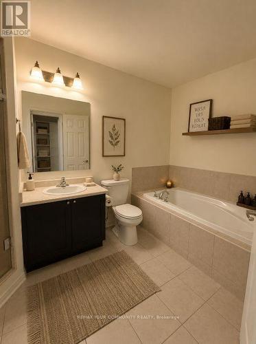 20 Overlander Way, Vaughan, ON - Indoor Photo Showing Bathroom