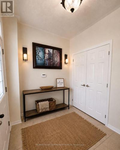 20 Overlander Way, Vaughan, ON - Indoor Photo Showing Other Room